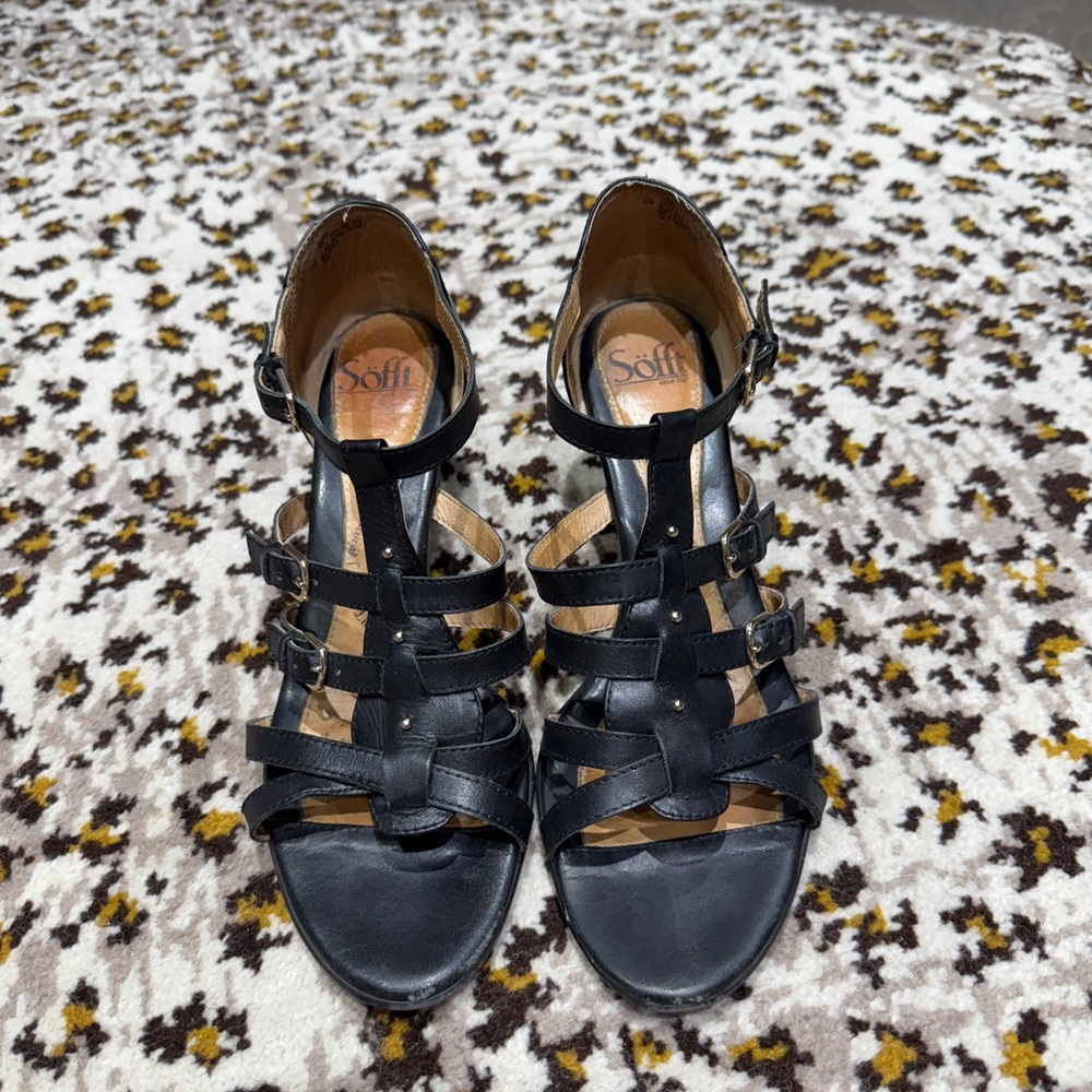 Sofft Women's Black Leather Sandals